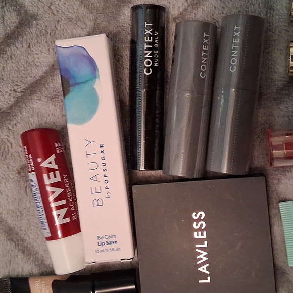 Makeup Lot - Picture 4 of 12